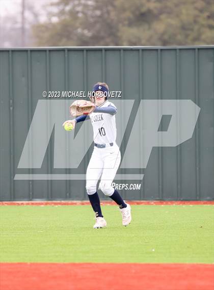Thumbnail 2 in Lake Creek vs. Plano West photogallery.