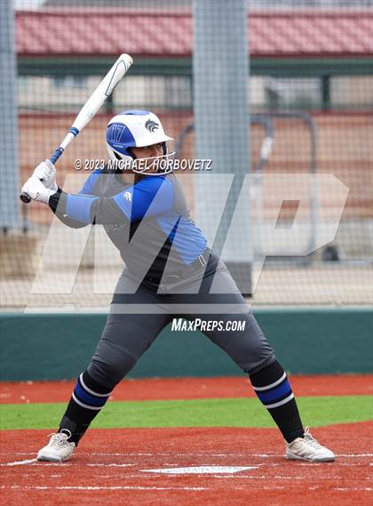 Thumbnail 1 in Lake Creek vs. Plano West photogallery.
