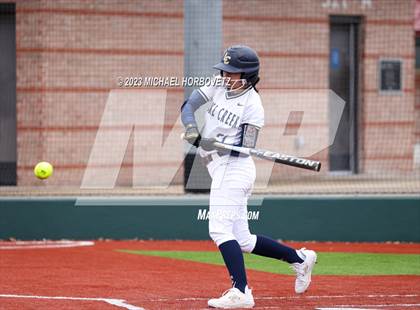 Thumbnail 3 in Lake Creek vs. Plano West photogallery.