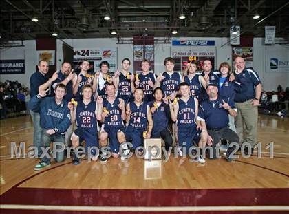 Thumbnail 2 in Orland vs. Central Valley (CIF NS D4 Final) photogallery.