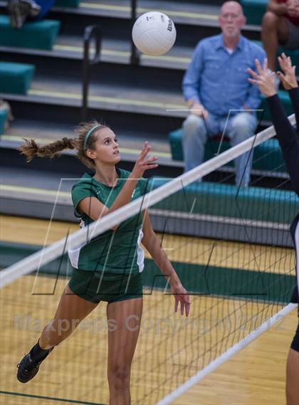 Thumbnail 3 in Dominion @ Loudoun Valley photogallery.