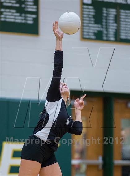 Thumbnail 3 in Dominion @ Loudoun Valley photogallery.
