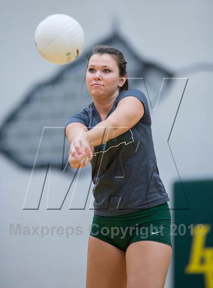 Thumbnail 3 in Dominion @ Loudoun Valley photogallery.