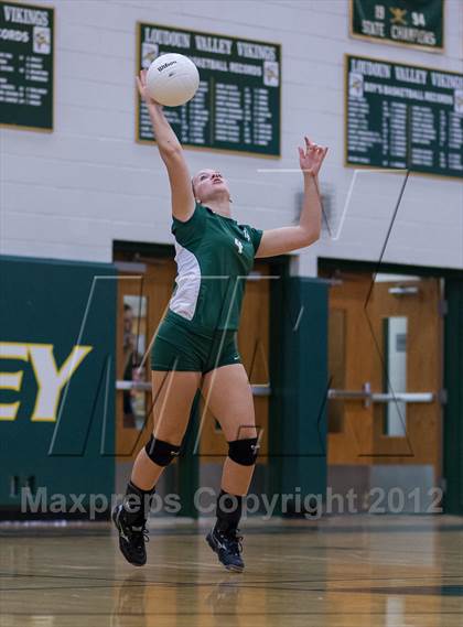 Thumbnail 1 in Dominion @ Loudoun Valley photogallery.
