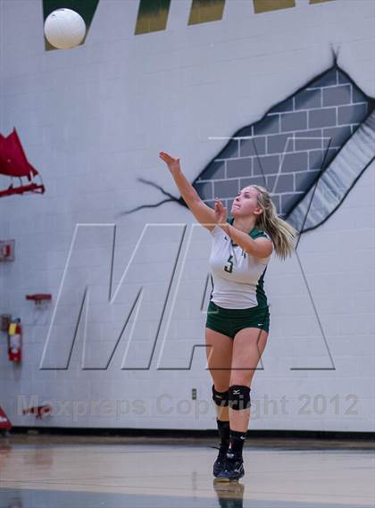Thumbnail 3 in Dominion @ Loudoun Valley photogallery.