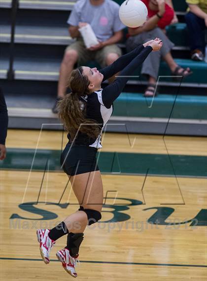 Thumbnail 1 in Dominion @ Loudoun Valley photogallery.