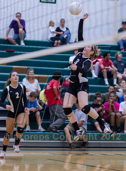 Thumbnail 3 in Dominion @ Loudoun Valley photogallery.