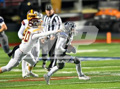Thumbnail 2 in Greenwood vs. Lake Hamilton (AAA 6A Final) photogallery.