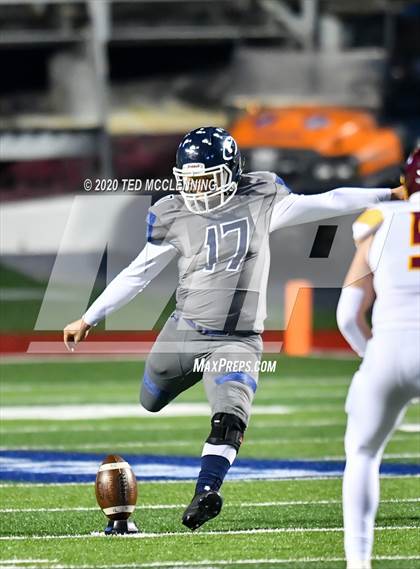 Thumbnail 2 in Greenwood vs. Lake Hamilton (AAA 6A Final) photogallery.