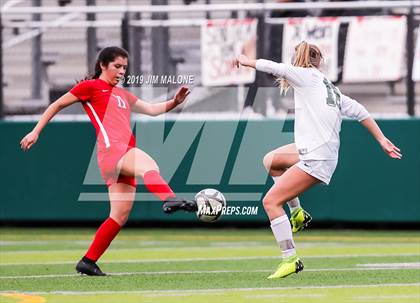 Thumbnail 1 in San Ramon Valley vs. Carondelet (CIF NCS D1 Final) photogallery.