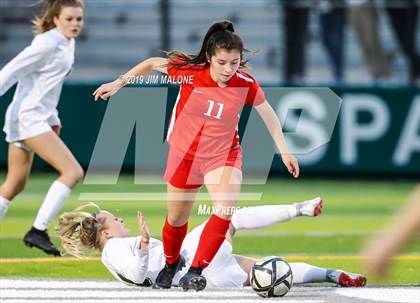 Thumbnail 3 in San Ramon Valley vs. Carondelet (CIF NCS D1 Final) photogallery.