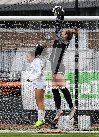 Thumbnail 3 in San Ramon Valley vs. Carondelet (CIF NCS D1 Final) photogallery.