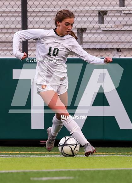 Thumbnail 1 in San Ramon Valley vs. Carondelet (CIF NCS D1 Final) photogallery.
