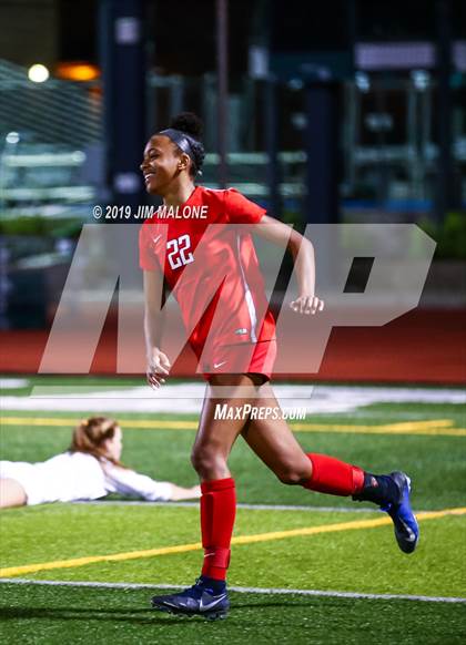 Thumbnail 2 in San Ramon Valley vs. Carondelet (CIF NCS D1 Final) photogallery.