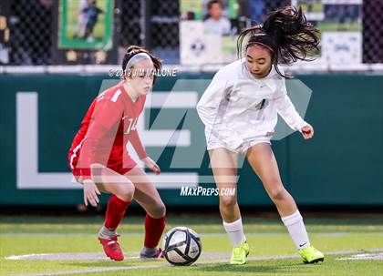 Thumbnail 3 in San Ramon Valley vs. Carondelet (CIF NCS D1 Final) photogallery.