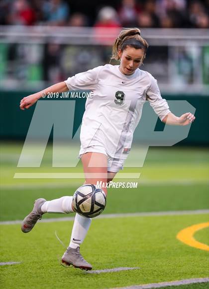 Thumbnail 2 in San Ramon Valley vs. Carondelet (CIF NCS D1 Final) photogallery.