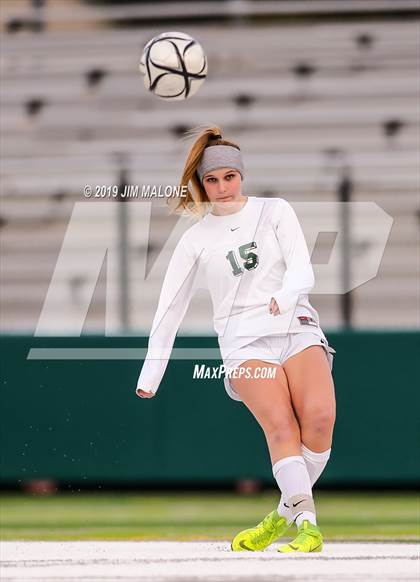 Thumbnail 3 in San Ramon Valley vs. Carondelet (CIF NCS D1 Final) photogallery.