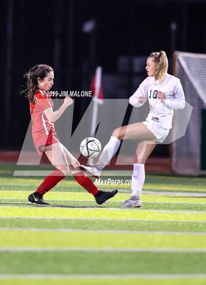 Thumbnail 3 in San Ramon Valley vs. Carondelet (CIF NCS D1 Final) photogallery.