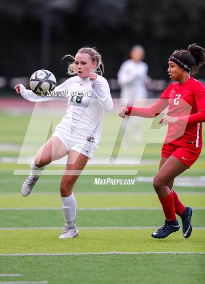 Thumbnail 1 in San Ramon Valley vs. Carondelet (CIF NCS D1 Final) photogallery.