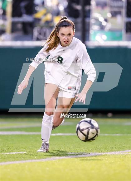 Thumbnail 1 in San Ramon Valley vs. Carondelet (CIF NCS D1 Final) photogallery.