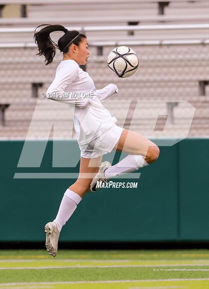 Thumbnail 1 in San Ramon Valley vs. Carondelet (CIF NCS D1 Final) photogallery.