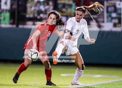 Thumbnail 3 in San Ramon Valley vs. Carondelet (CIF NCS D1 Final) photogallery.
