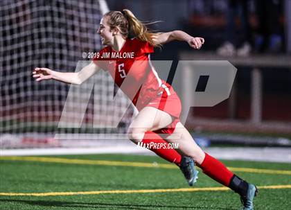 Thumbnail 1 in San Ramon Valley vs. Carondelet (CIF NCS D1 Final) photogallery.