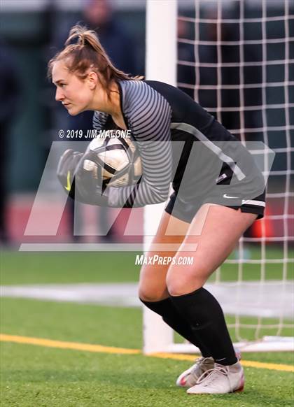 Thumbnail 3 in San Ramon Valley vs. Carondelet (CIF NCS D1 Final) photogallery.