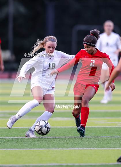 Thumbnail 2 in San Ramon Valley vs. Carondelet (CIF NCS D1 Final) photogallery.