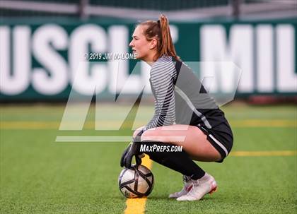 Thumbnail 3 in San Ramon Valley vs. Carondelet (CIF NCS D1 Final) photogallery.