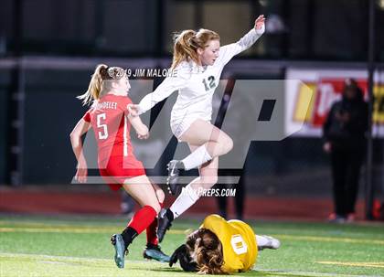 Thumbnail 2 in San Ramon Valley vs. Carondelet (CIF NCS D1 Final) photogallery.