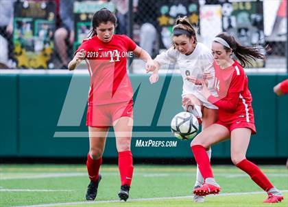 Thumbnail 3 in San Ramon Valley vs. Carondelet (CIF NCS D1 Final) photogallery.