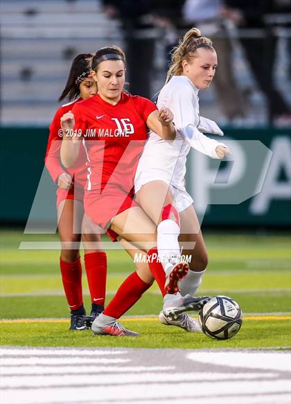 Thumbnail 1 in San Ramon Valley vs. Carondelet (CIF NCS D1 Final) photogallery.