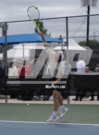 Thumbnail 3 in Fort Bend Kempner vs Lubbock (UIL 5A Boys Singles State Quarterfinal) photogallery.