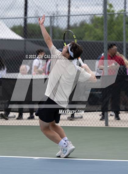 Thumbnail 1 in Fort Bend Kempner vs Lubbock (UIL 5A Boys Singles State Quarterfinal) photogallery.
