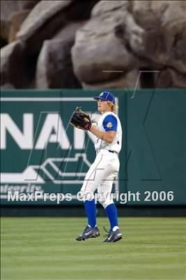 Thumbnail 2 in Agoura vs Lakewood (D1 Section Final) photogallery.
