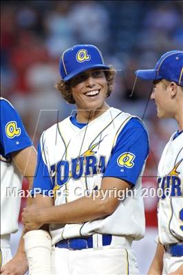 Thumbnail 1 in Agoura vs Lakewood (D1 Section Final) photogallery.