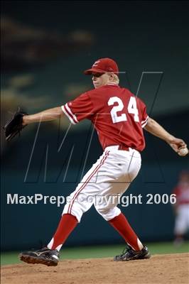 Thumbnail 1 in Agoura vs Lakewood (D1 Section Final) photogallery.