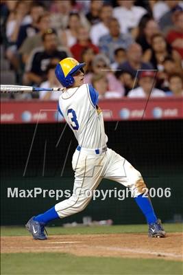 Thumbnail 3 in Agoura vs Lakewood (D1 Section Final) photogallery.