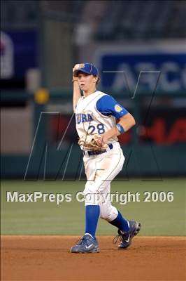 Thumbnail 1 in Agoura vs Lakewood (D1 Section Final) photogallery.