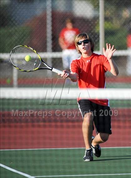 Thumbnail 2 in Stanwood @ Marysville-Pilchuck photogallery.