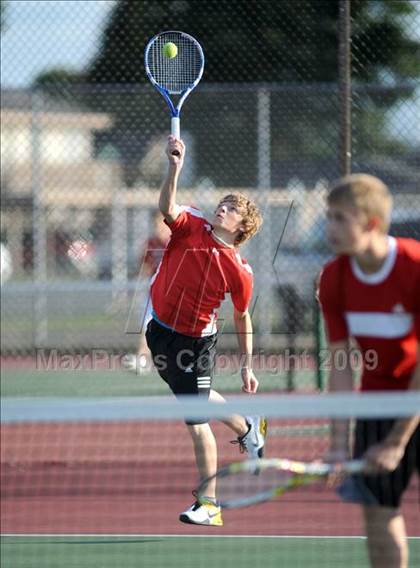 Thumbnail 1 in Stanwood @ Marysville-Pilchuck photogallery.