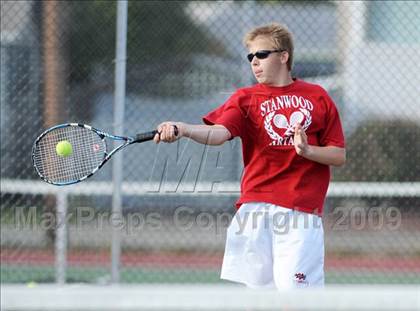 Thumbnail 1 in Stanwood @ Marysville-Pilchuck photogallery.