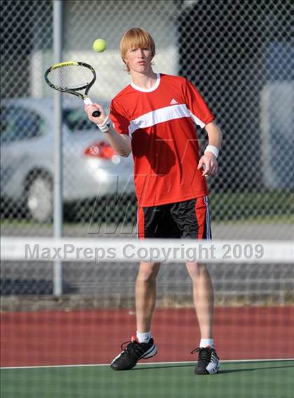 Thumbnail 1 in Stanwood @ Marysville-Pilchuck photogallery.