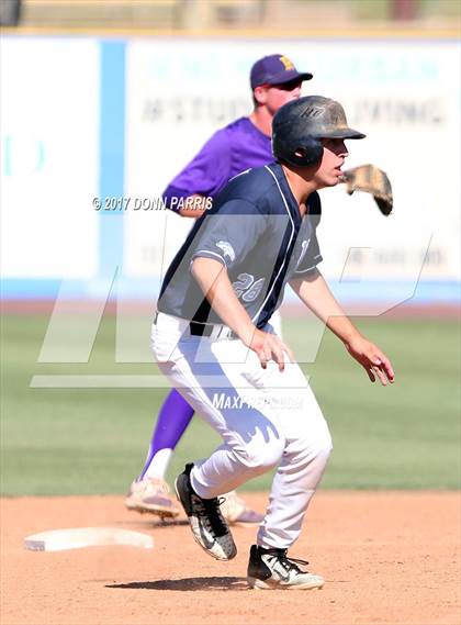 Thumbnail 3 in Righetti vs. Walnut (CIF SS Division 3 Final) photogallery.