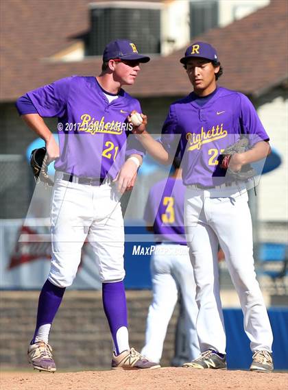 Thumbnail 1 in Righetti vs. Walnut (CIF SS Division 3 Final) photogallery.