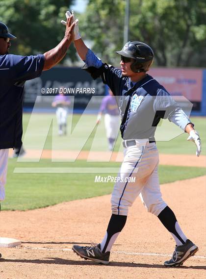 Thumbnail 2 in Righetti vs. Walnut (CIF SS Division 3 Final) photogallery.