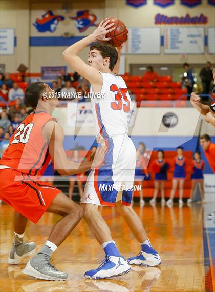 Thumbnail 3 in Hopkinsville vs Marshall County (Marshall County Hoopfest) photogallery.