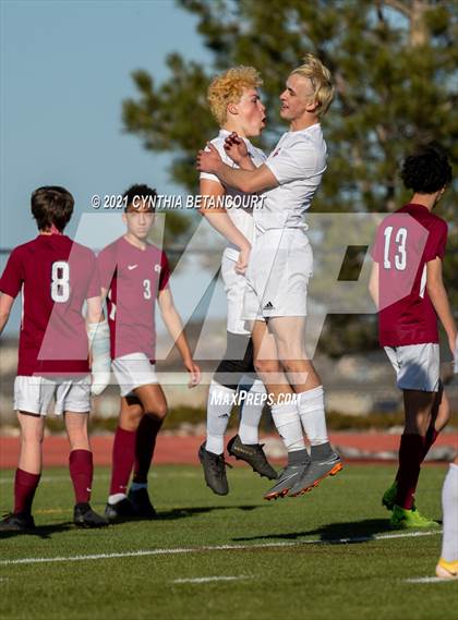 Thumbnail 2 in Cherokee Trail vs. Cherry Creek photogallery.