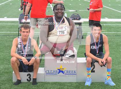 Thumbnail 1 in UIL 6A Track Region III Final (Medal Ceremony) photogallery.
